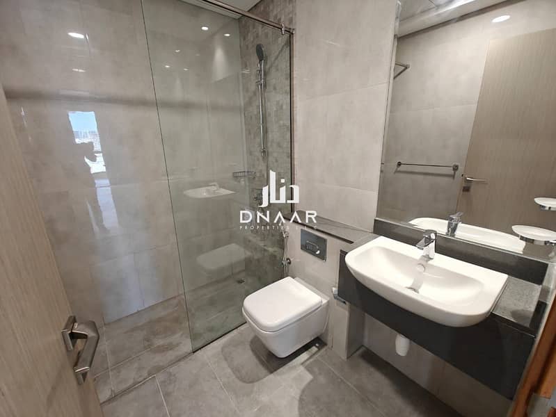 Bright & Spacious 3+MAID for Rent | Prime Location | Ready to Move - Image 12