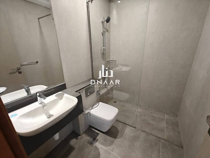 Bright & Spacious 3+MAID for Rent | Prime Location | Ready to Move - Image 17