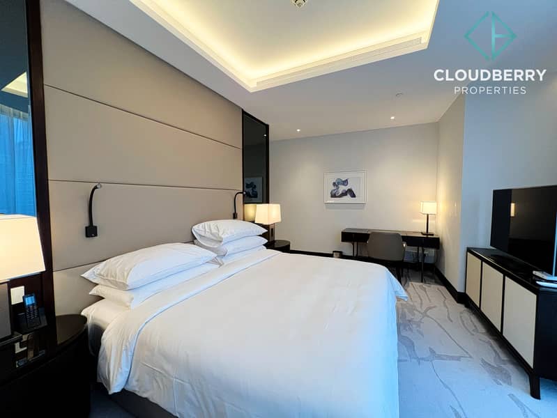 Luxurious | Burj Khalifa View | Fully Furnished - Image 8