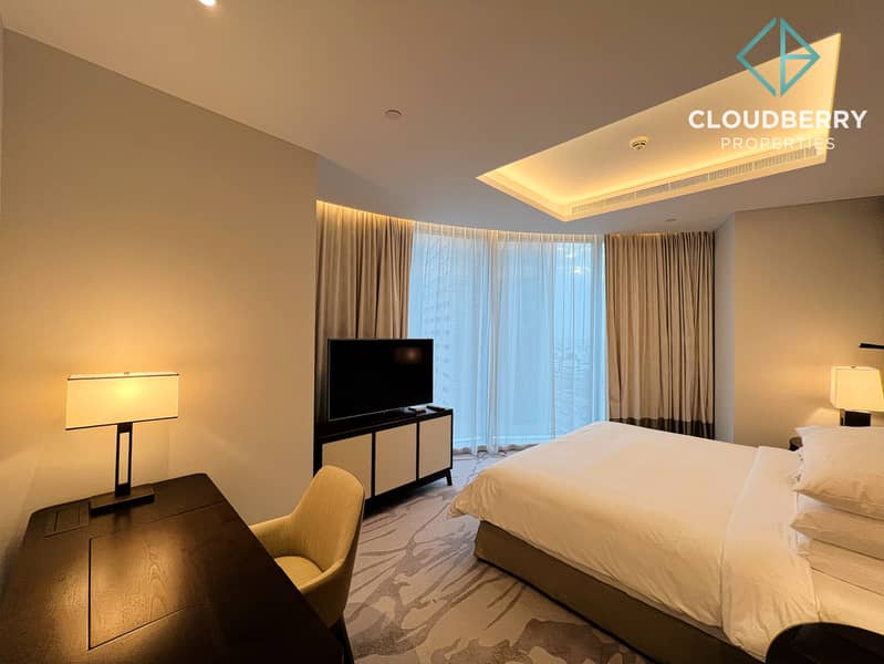 Luxurious | Burj Khalifa View | Fully Furnished - Image 9