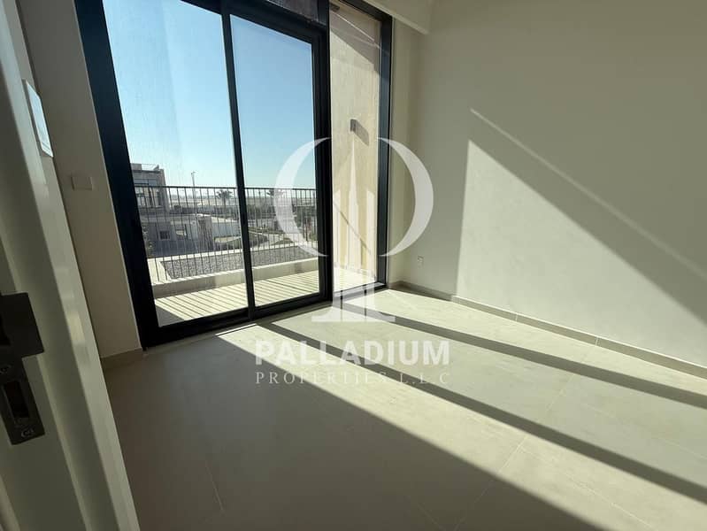 Corner Plot | Best Layout | Brand New