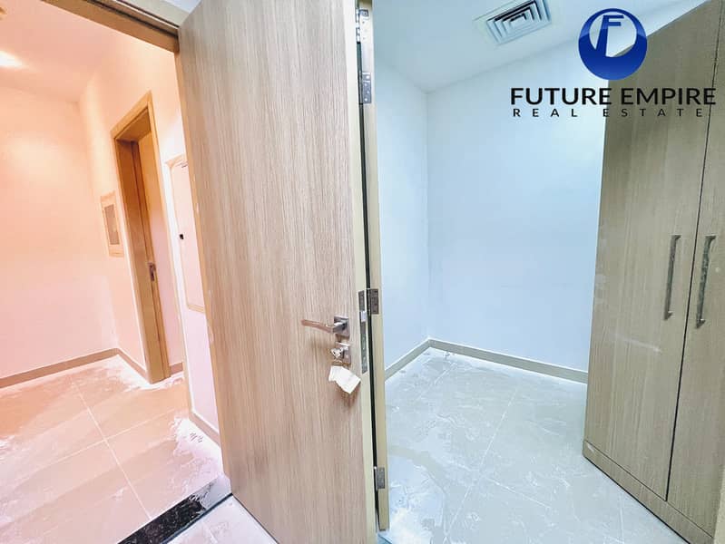 Last Unit - 1Bhk+Maids - Brand New - Near Metro - Image 7