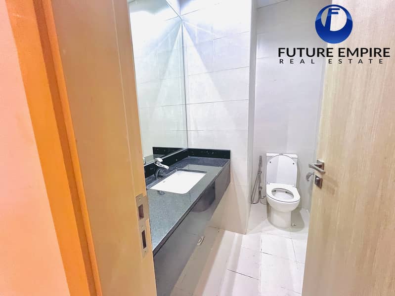 Last Unit - 1Bhk+Maids - Brand New - Near Metro - Image 9