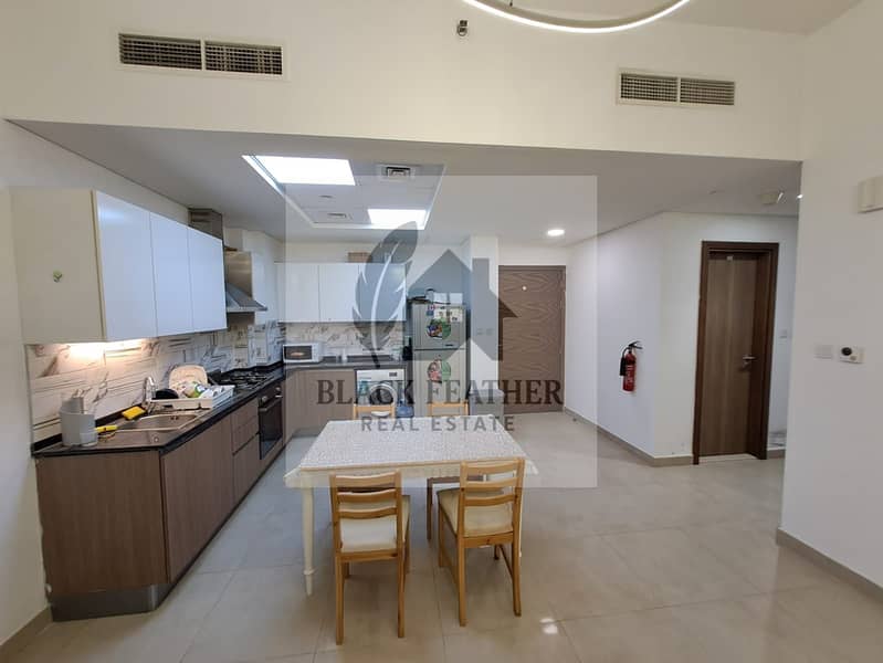 FREE CHILLE // LARGE FURNISHED 2BEDROOM // VACANT // READY TO MOVEIN