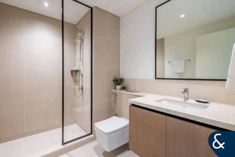 Corner Layout | Pool Facing | Furnished | - Image 11