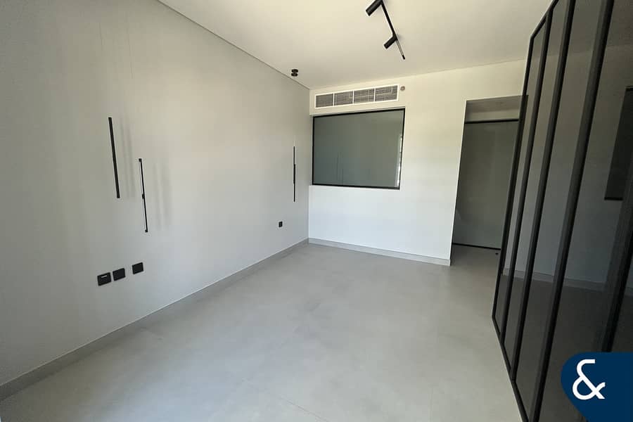 Fully Upgraded | Two Bedrooms | Vacant - Image 6