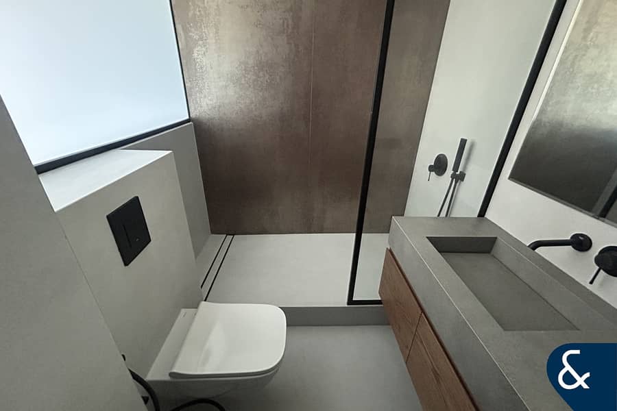 Fully Upgraded | Two Bedrooms | Vacant - Image 7