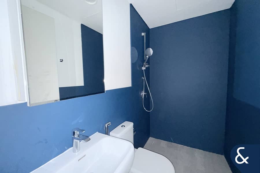 Full Burj Khalifa View | Upgraded | Vacant - Image 16