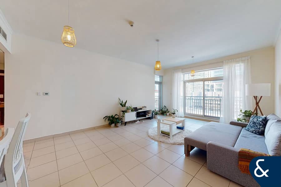 Large One Bedroom | Low Floor | Investment