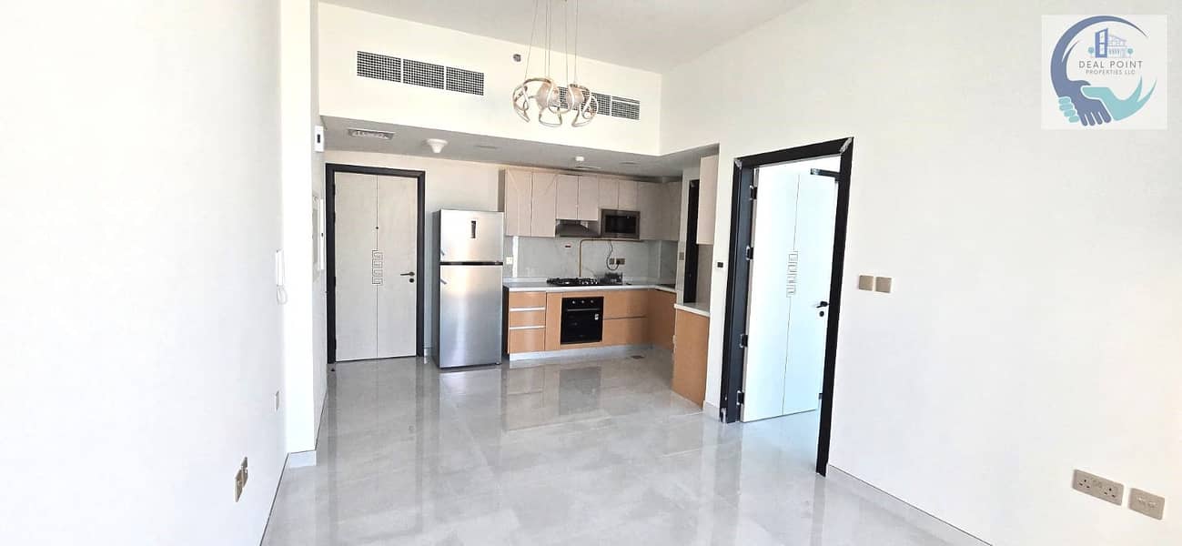 Close to Dubai Hills Mall & Schools || 5 Mins from Dubai Science Park || Gym, Pool, Jacuzzi, Spa & Table Tennis || Onsite Retail & Cafe