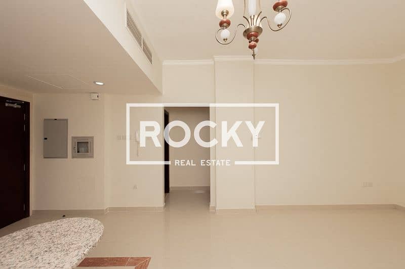 Very Spacious 1 B/R with Covered Parking | Warsan 4