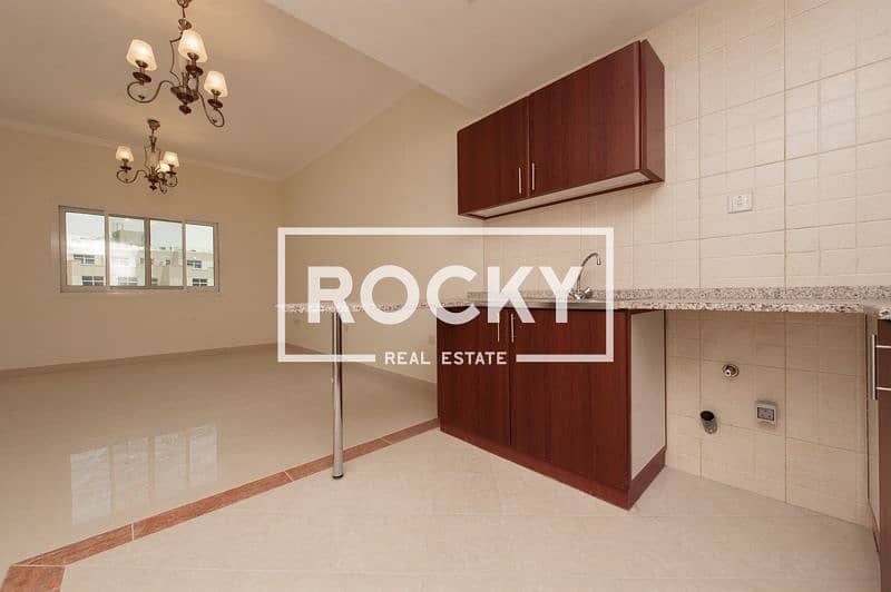 Very Spacious 1 B/R with Covered Parking | Warsan 4 - Image 11