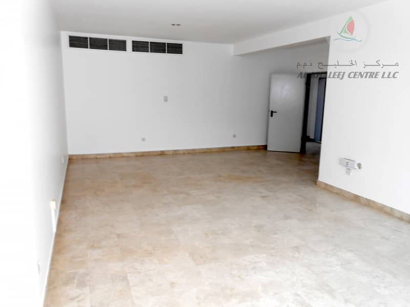 HOT DEAL!!! 3BHK WITH  1 MONTH FREE 