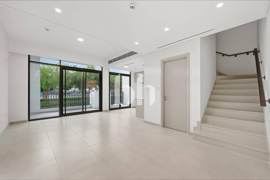 Single Row | Well Maintained | Flexible Cheques