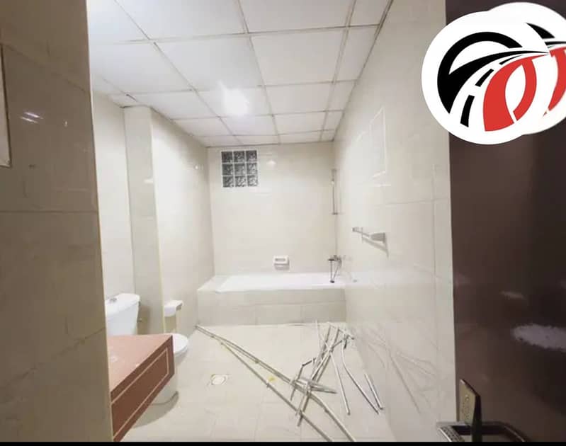 Spacious 3Bhk duplex Close to Metro Available 105k