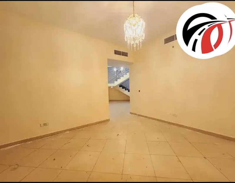 Spacious 3Bhk duplex Close to Metro Available 105k - Image 8
