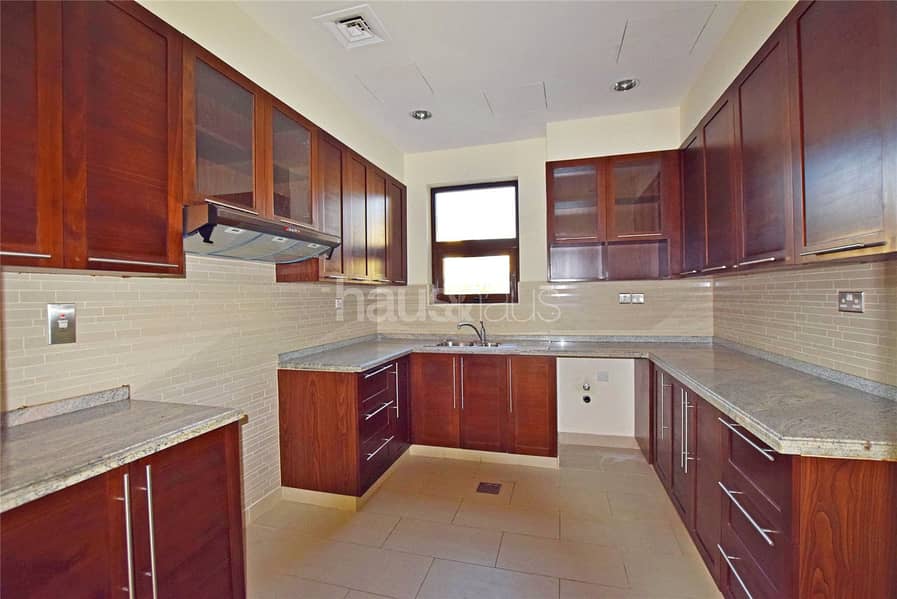 4 bed + Maids | Spacious | Available January