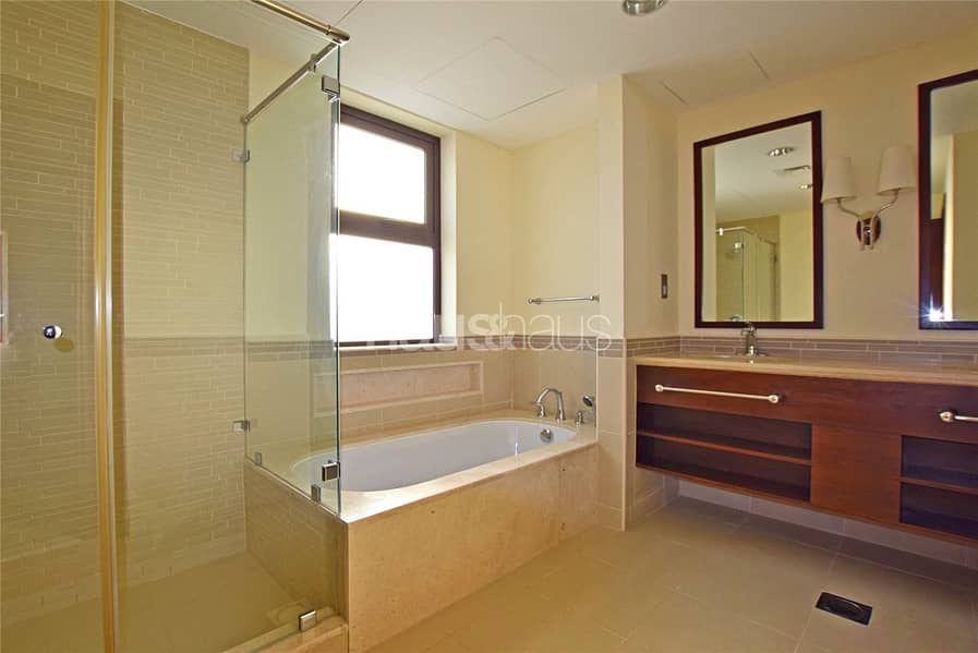 4 bed + Maids | Spacious | Available January - Image 6