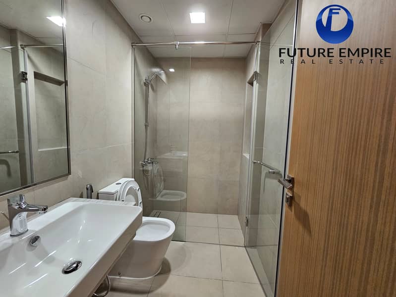 Luxurious 3BHK | Kids Play Area | Nearby Metro - Image 7