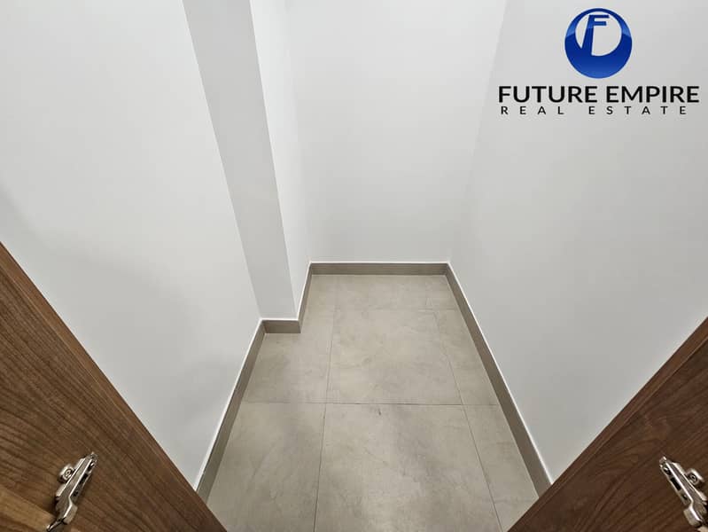 Luxurious 3BHK | Kids Play Area | Nearby Metro - Image 15