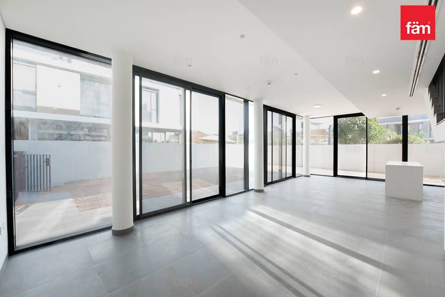 Modern design,spacious interiors l Pool View - Image 6