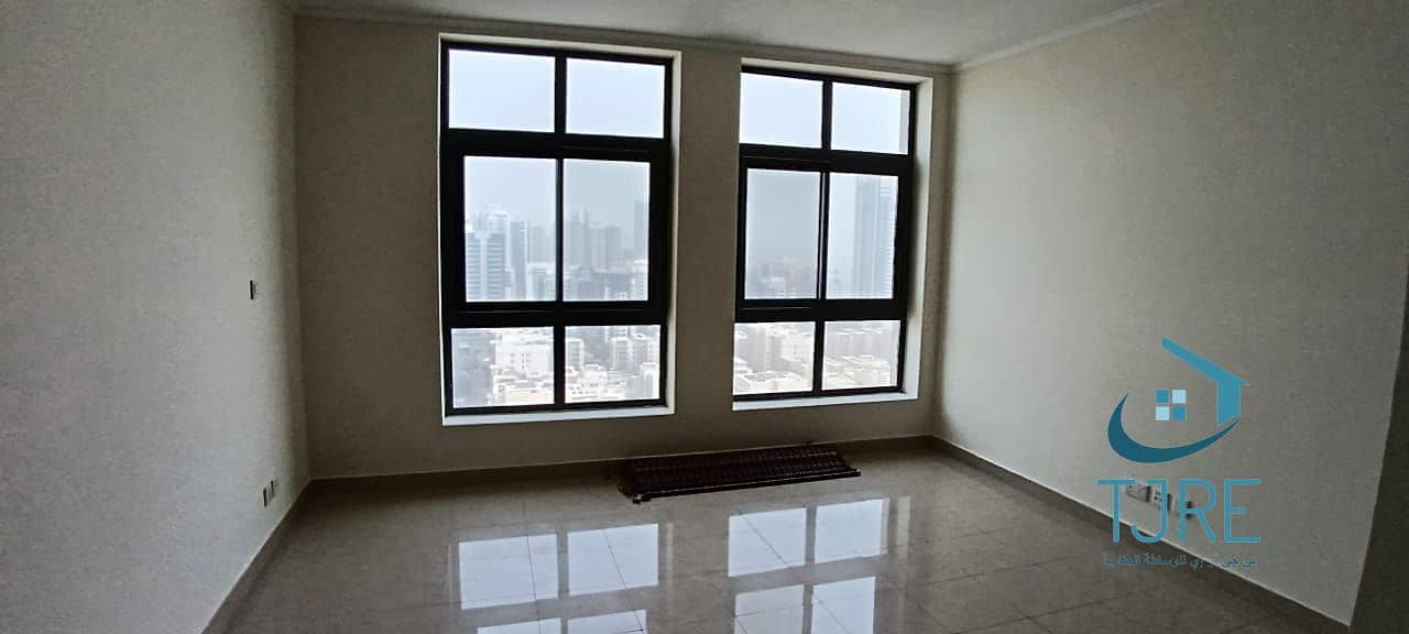 BRIGHT | SPACIUS | GOLF COURSE AND LAKE VIEW | HIGH FLOOR - Image 9