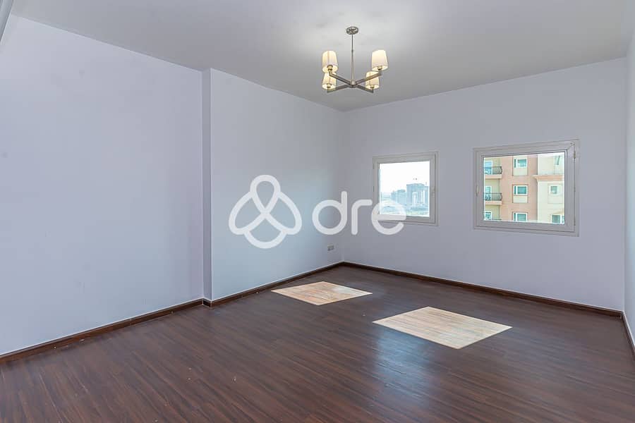 SEMI-FURNISHED L VACANT NOW I WELL MAINTAINED - Image 7