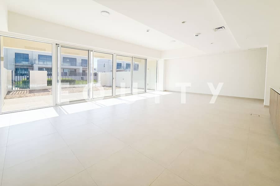 Premium Location | Single Row | Area Specialist