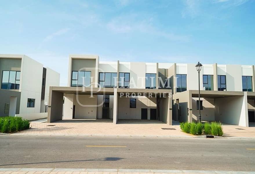 VACANT 1ST FEBRUARY| SINGLE ROW| GATED COMMUNITY