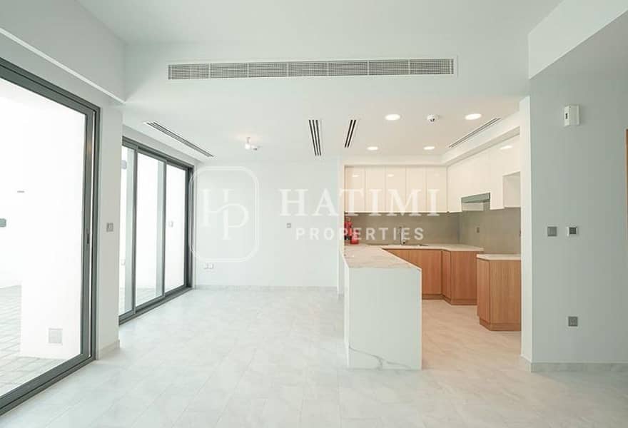 VACANT 1ST FEBRUARY| SINGLE ROW| GATED COMMUNITY