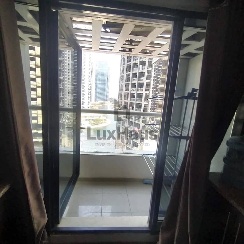 Chiller Free | Balcony | Furnished | Near Metro - Image 10