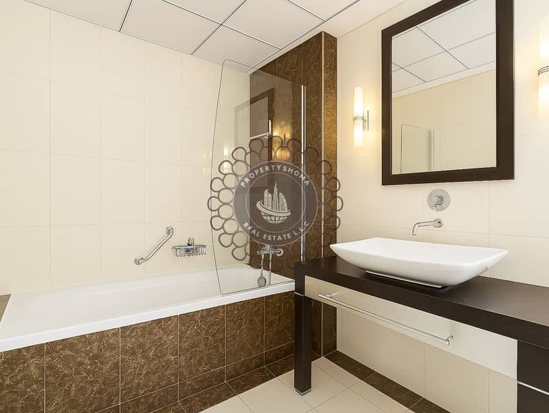 LAKE VIEWS | PREMIUM BUILDING | HIGH FLOOR - Image 28