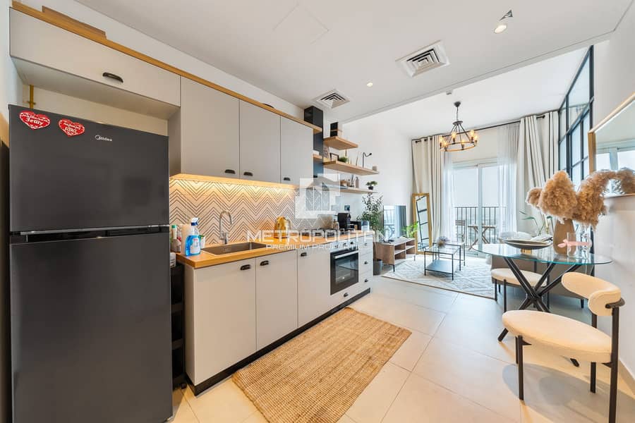 Modern Furnished | Prime Location | Ready