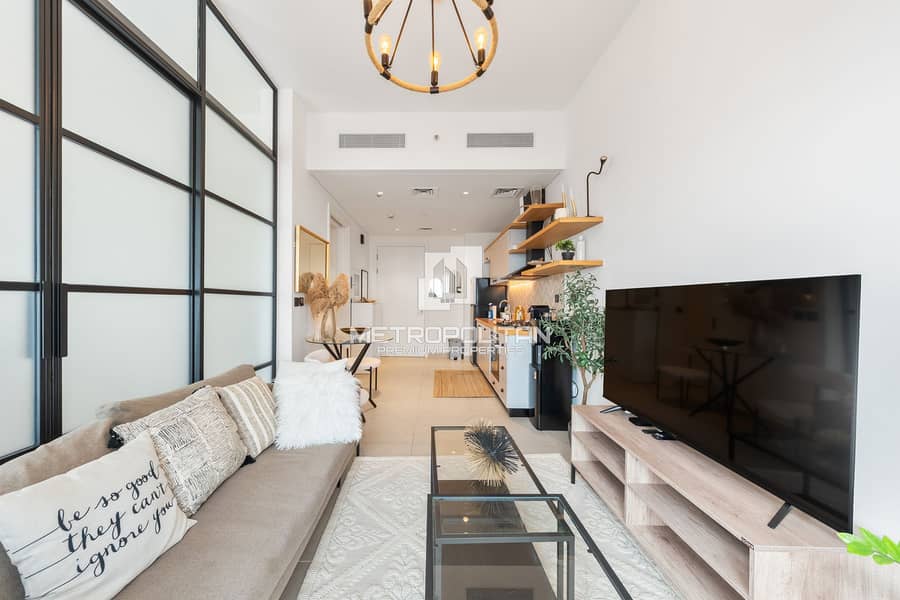 Modern Furnished | Prime Location | Ready - Image 6