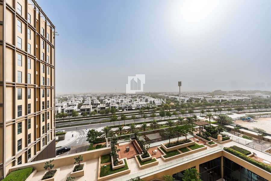 Modern Furnished | Prime Location | Ready - Image 13