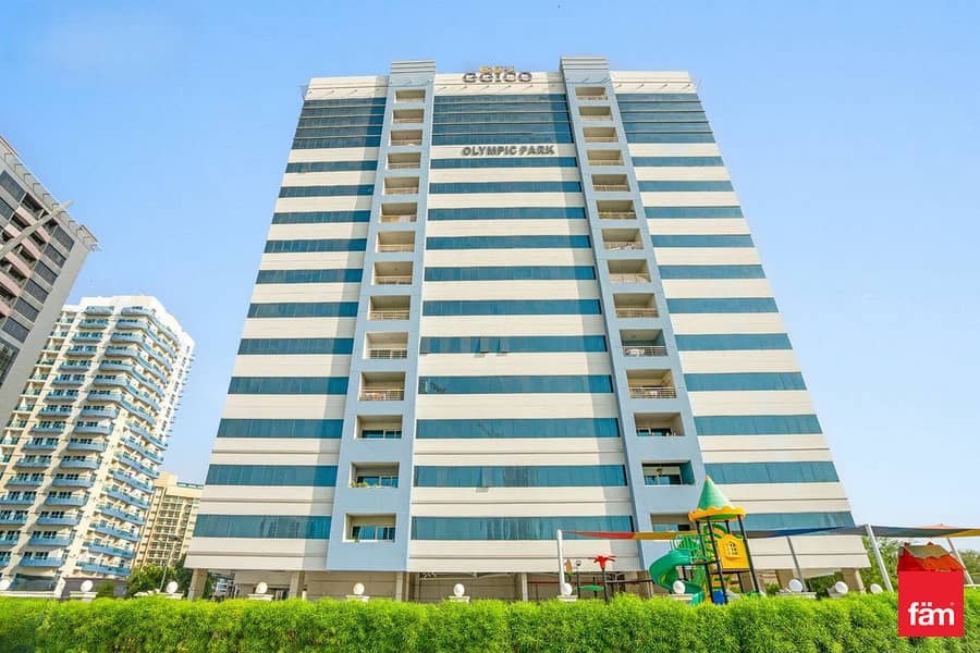 Spacious Layout l Vacant l Investment Opportunity - Image 7