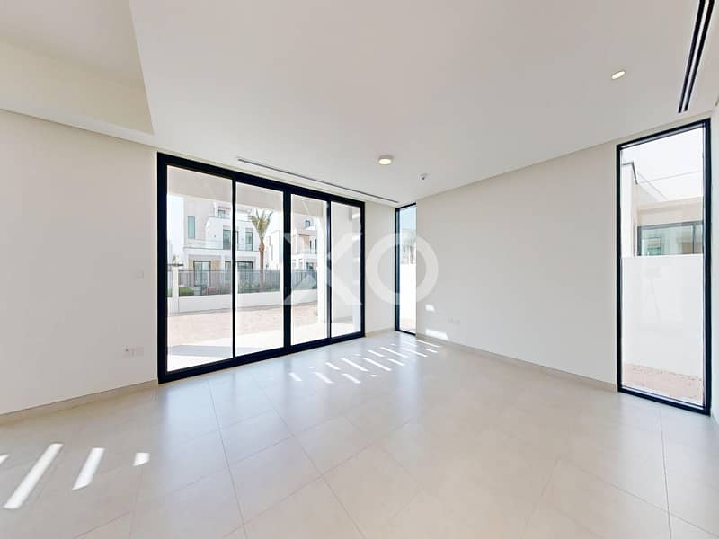 Brand new | Green belt | View today