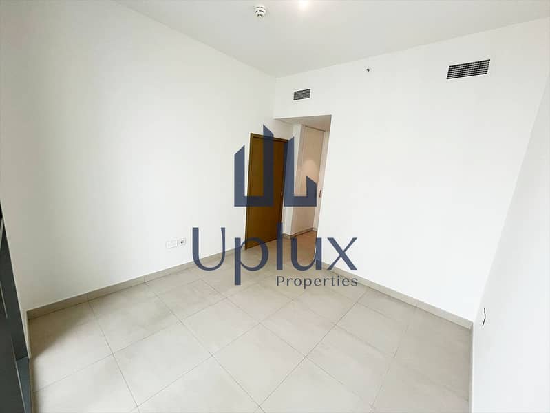 Burj Khalifa View | Unfurnished | Best Location