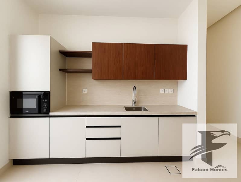 Brand New | 4BR Luxury Villa | Pool and Elevator - Image 16