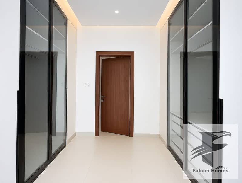 Brand New | 4BR Luxury Villa | Pool and Elevator - Image 25