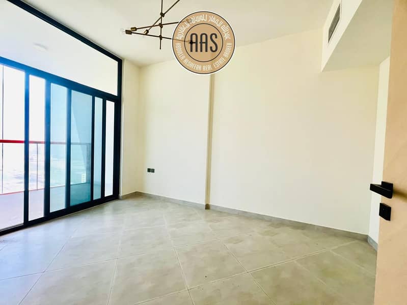 Spacious 1 bedroom for sale on higher floor with community view