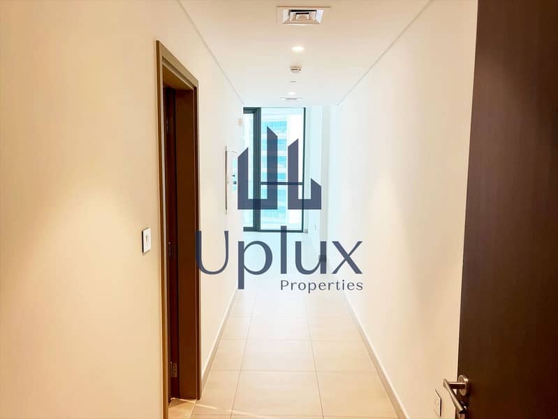 Burj Khalifa View | Unfurnished | Best Location - Image 14