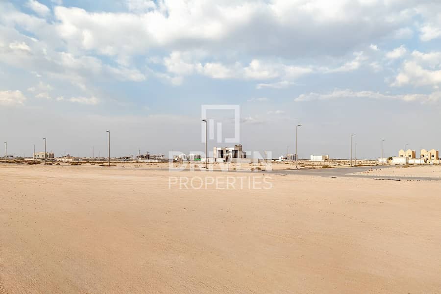 Exclusive | Prime Location | Large Plot Size