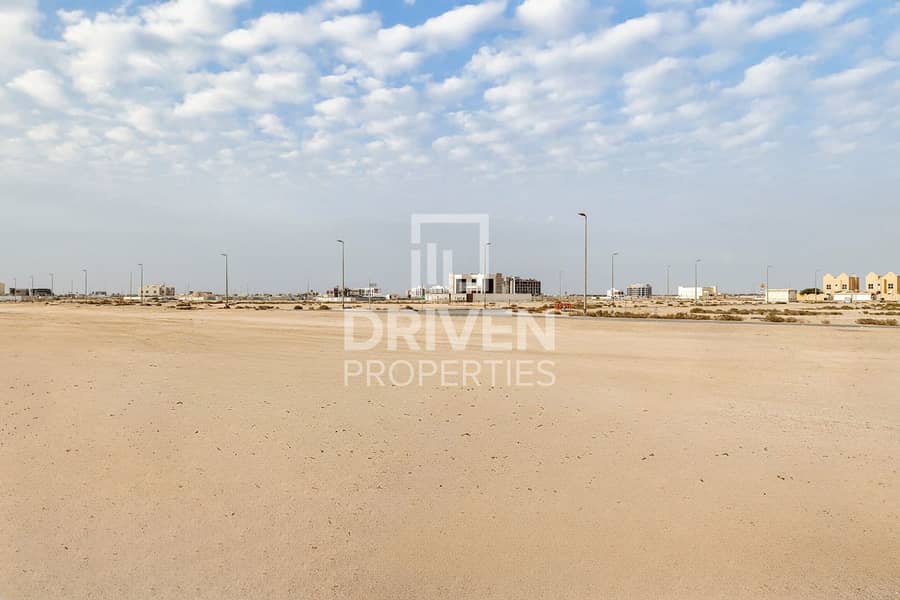 Exclusive | Prime Location | Large Plot Size - Image 10