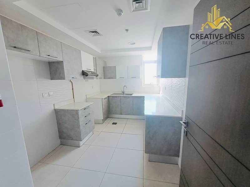 LUXURY SPACIOUS 2 BEDROOM// HUGE SIZE // READY TO MOVE