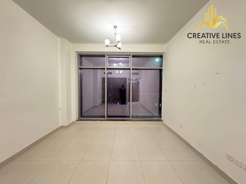 CHILLER FREE // LUXURY 1 BEDROOM// ALL amenities// READY TO MOVE