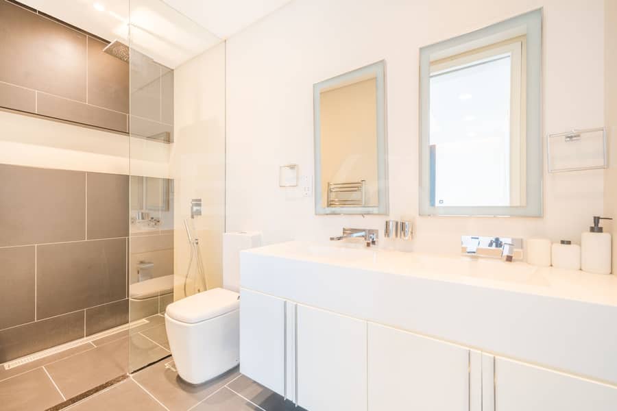 Unique location | Atlantis View | Furnished - Image 8