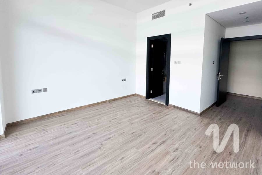 Upgraded | Good ROI | Golf Course View