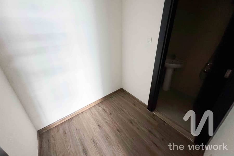 Upgraded | Good ROI | Golf Course View - Image 9