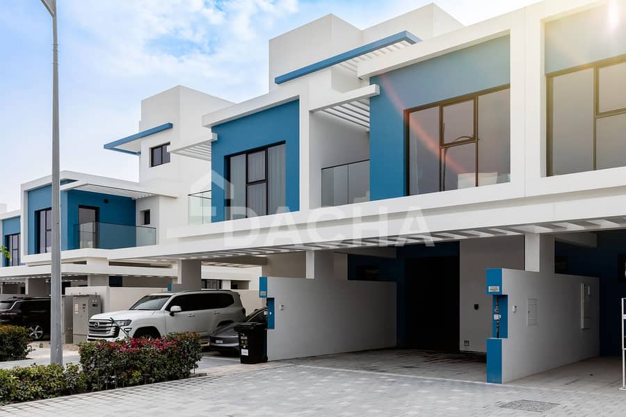 LARGE PLOT | TRUE CORNER | READY JAN 26